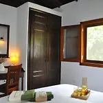 Casa Rural Dona Herminda *